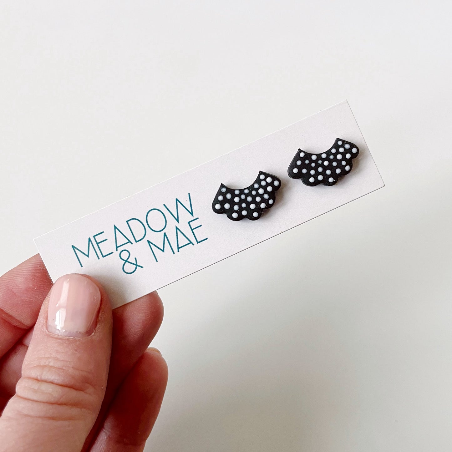 Dissent Collar Studs