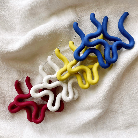 Squiggle Hoops