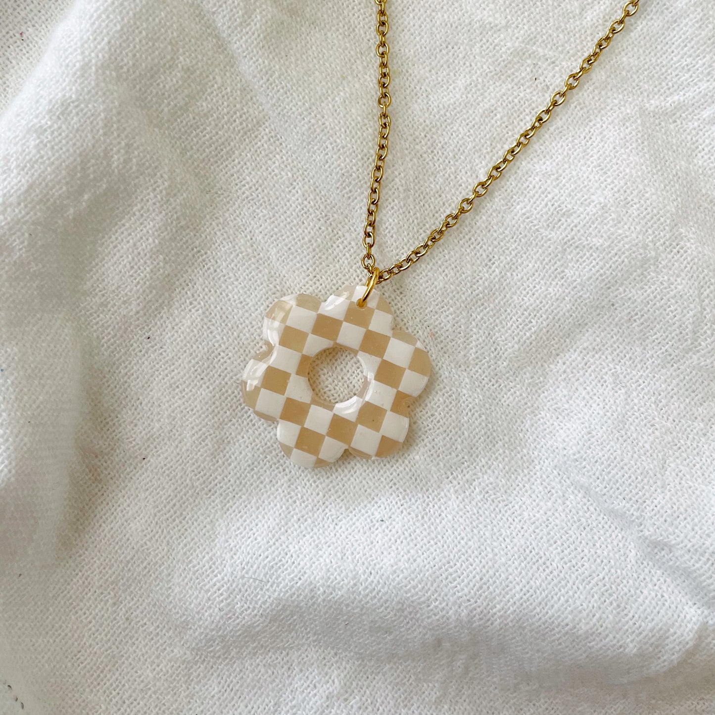 Checkerboard Daisy Pendant Necklace