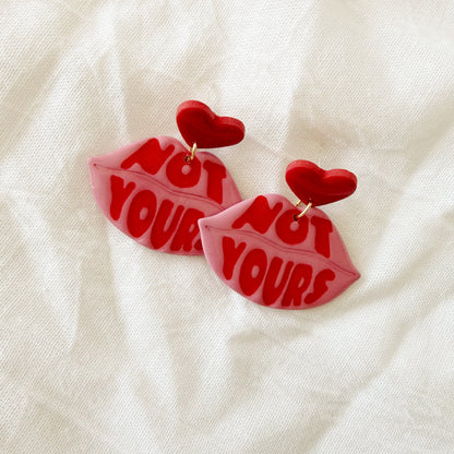 Read My Lips Dangles