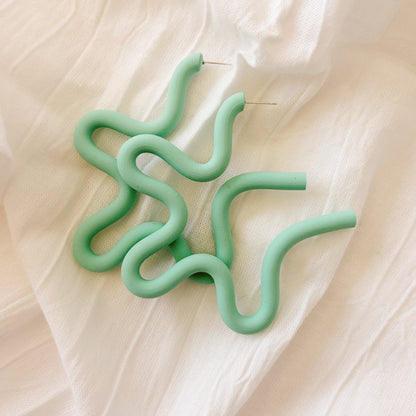 Squiggle Hoops